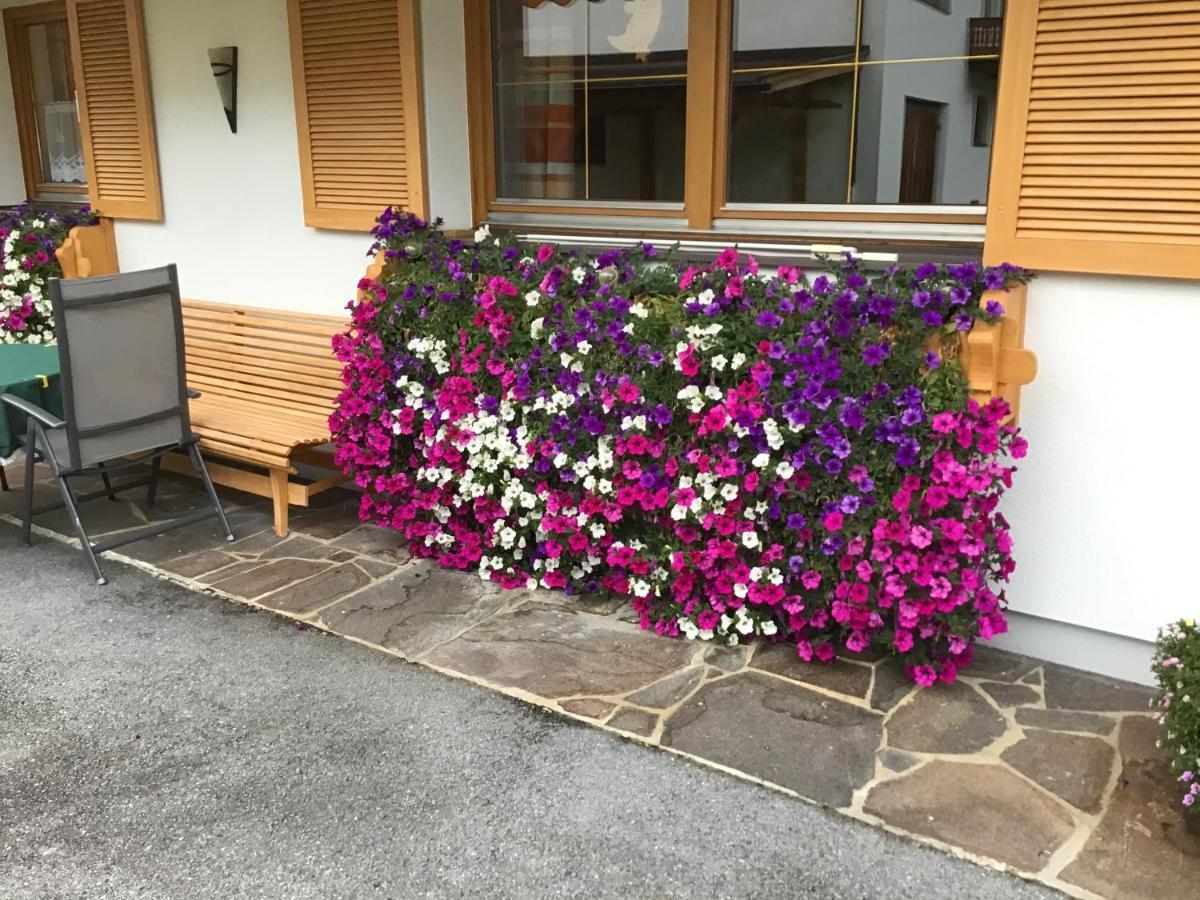 Gaestehaus Wanker Ehrwald Zewnętrze zdjęcie